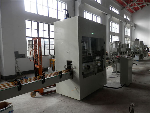 Ավտոմատ սպիտակեցնող լցոնիչ Չինաստանում