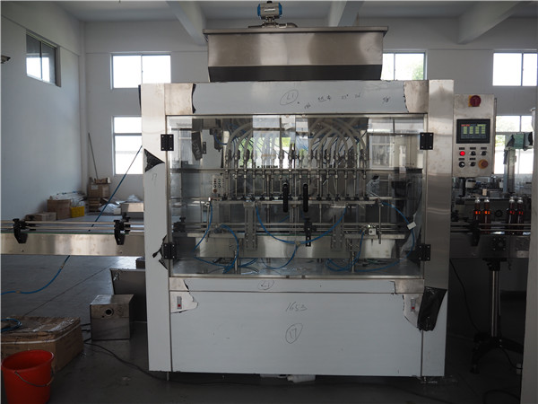 Պրոֆեսիոնալ արտադրողի ավտոմատ յուղի լցոնման մեքենա