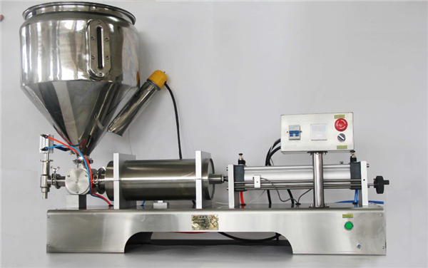 Մաքուր օդաճնշական կիսամյակային մրգահյութ լցնող մեքենա