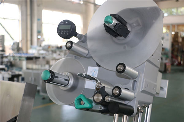 Վակուումային արյան հավաքման խողովակների պիտակավորման մեքենա